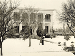 O'Daniel and daughter enjoy snowfall